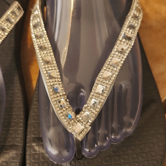 Capelli of New York Women's Sandals - Picture 3 of 6